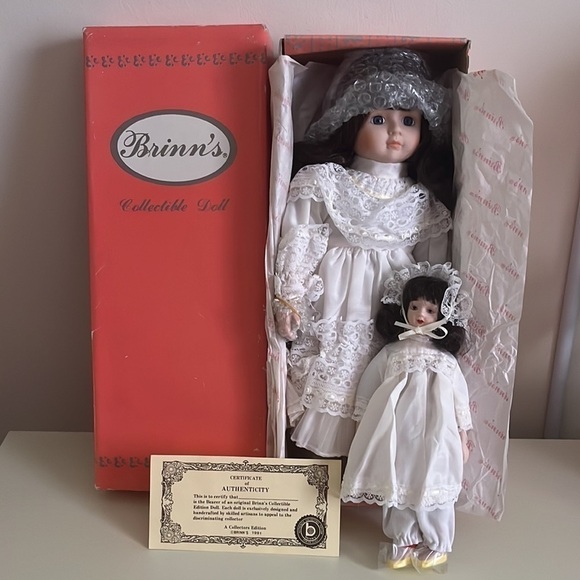 Brinn’s Ruth & Little Girl Dolls - Picture 2 of 12